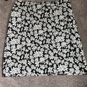 Geoffrey Beene Black and White Floral Pencil Skirt